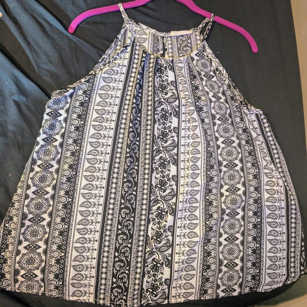 R2D Womens Black/White Paisley Tank Top